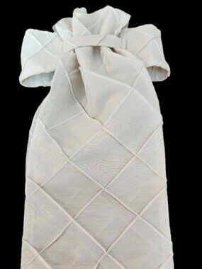 STOCK TIE for Equestrians Pre-Tied BONE color with RAISED Detail New ORNAMENTS